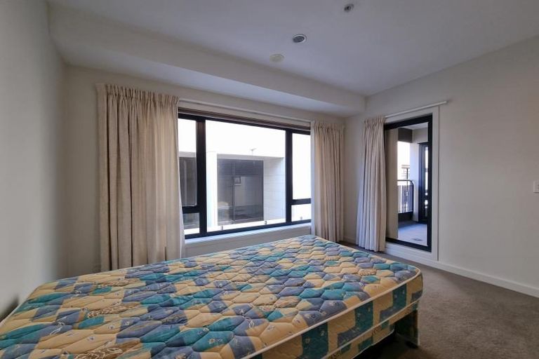 Photo of property in Kate Sheppard Apartments, 3a/42 Molesworth Street, Thorndon, Wellington, 6011