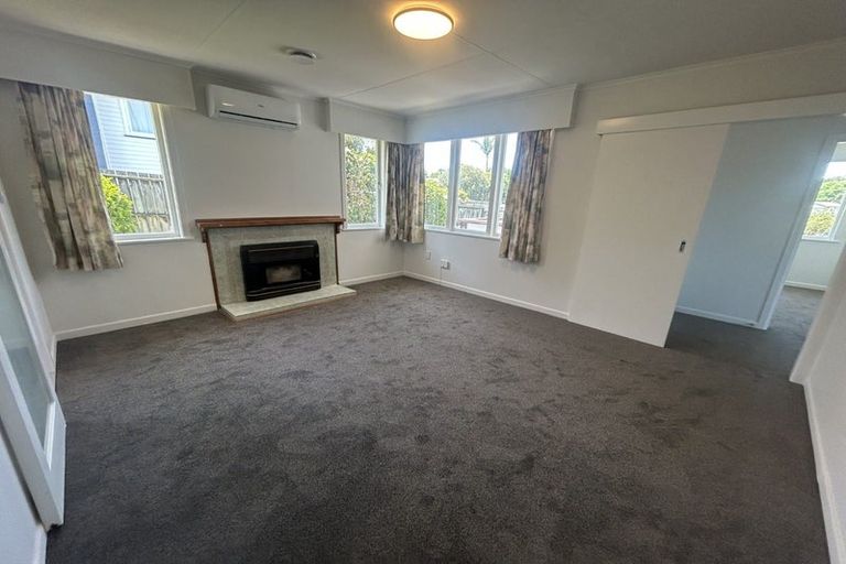 Photo of property in 71 Heaphy Street, Blockhouse Bay, Auckland, 0600