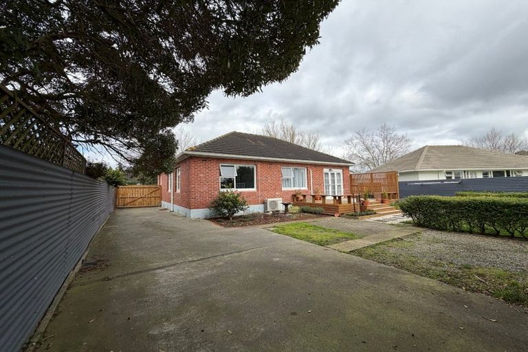 Photo of property in 45 Rangiora Avenue, Roslyn, Palmerston North, 4414