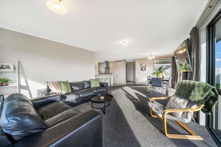 Photo of property in 76 Orbell Crescent, Te Anau, 9679