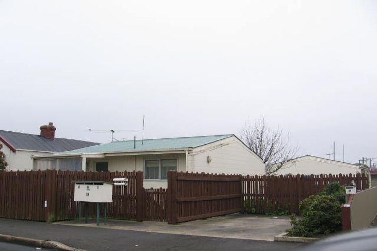 Photo of property in 19 Bradshaw Street, South Dunedin, Dunedin, 9012