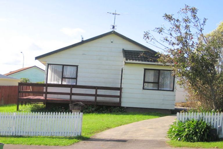 Photo of property in 81 Charntay Avenue, Clover Park, Auckland, 2019