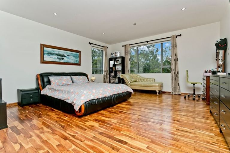 Photo of property in 16 Hobson Heights Road, Lucas Heights, Auckland, 0632