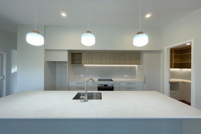 Photo of property in 37 Pohutukawa Drive, Eskdale, Napier, 4182