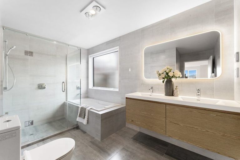 Photo of property in 6c Seaview Road, Milford, Auckland, 0620