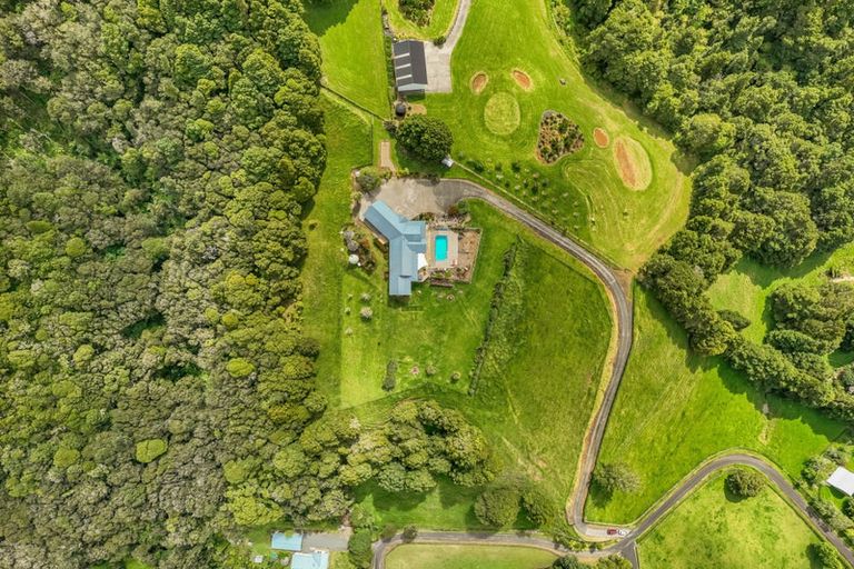 Photo of property in 30 Galliard Way, Kauri, 0185