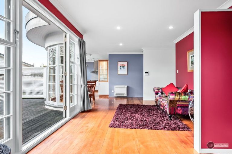 Photo of property in 1 Meadows Avenue, Waiwhetu, Lower Hutt, 5010