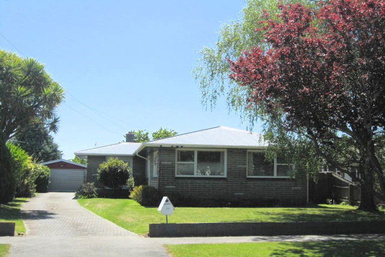 Photo of property in 38 Chedworth Avenue, Bishopdale, Christchurch, 8053