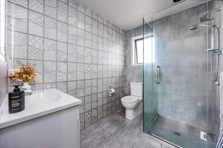 Photo of property in 54 Cyclamen Road, Mangere, Auckland, 2022