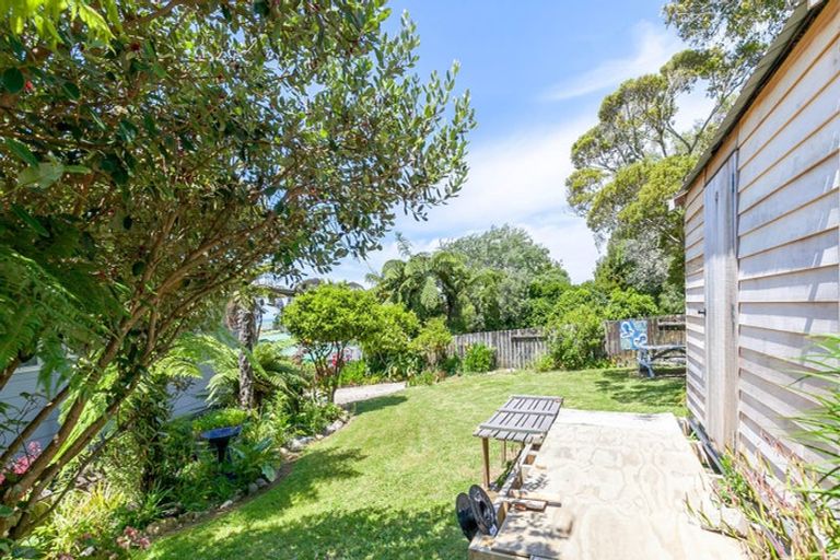 Photo of property in 15 Bay View Terrace, Patons Rock, Takaka, 7182