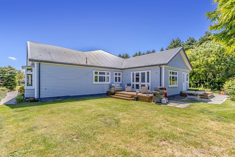Photo of property in 643 Yaldhurst Road, Yaldhurst, Christchurch, 7676