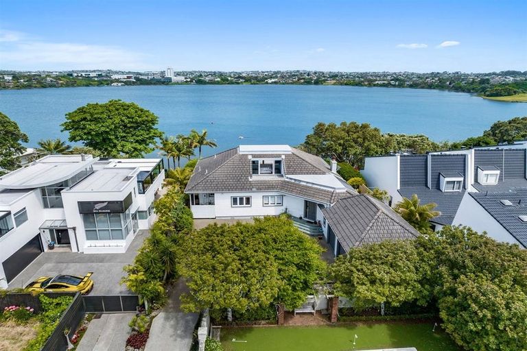 Photo of property in 204 Hurstmere Road, Takapuna, Auckland, 0622