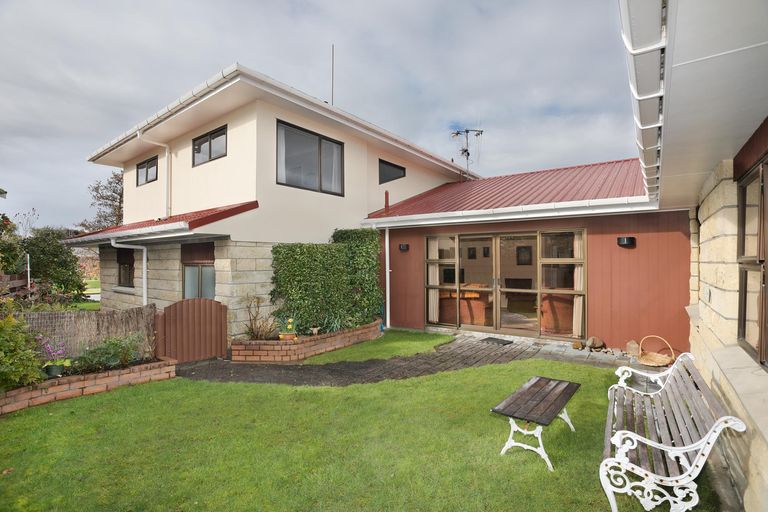 Photo of property in 49 Rennie Avenue, Milson, Palmerston North, 4414