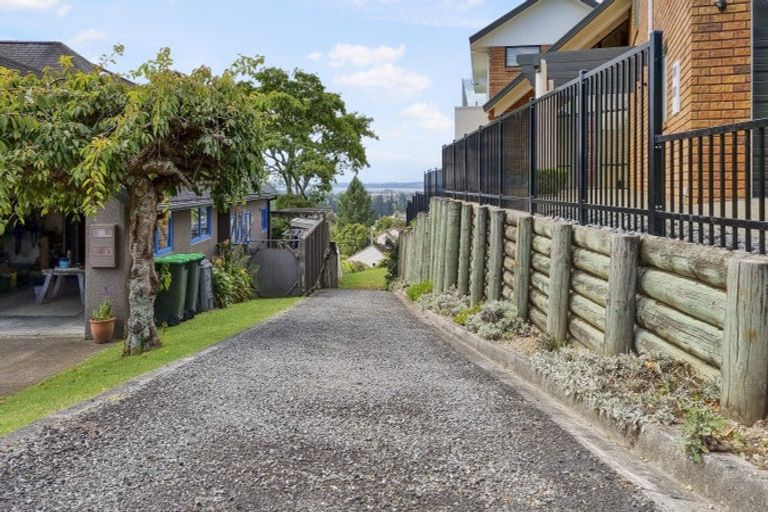 Photo of property in 3a Haratua Place, Springfield, Rotorua, 3015
