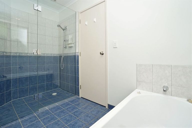 Photo of property in 32 Callum Brae Drive, Rototuna, Hamilton, 3210