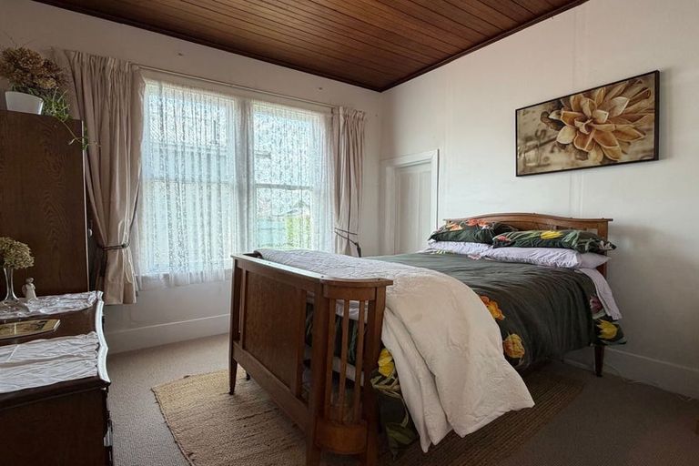 Photo of property in 29 Dahlia Street, Palmerston North, 4410