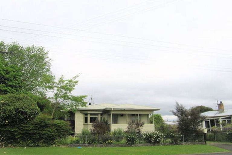 Photo of property in 1 Thames Road, Paeroa, 3600
