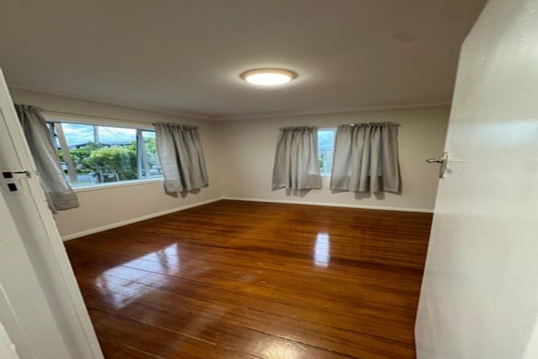 Photo of property in 88 Gardner Avenue, New Lynn, Auckland, 0600