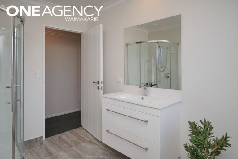 Photo of property in 5 Blair Place, Kaiapoi, 7630