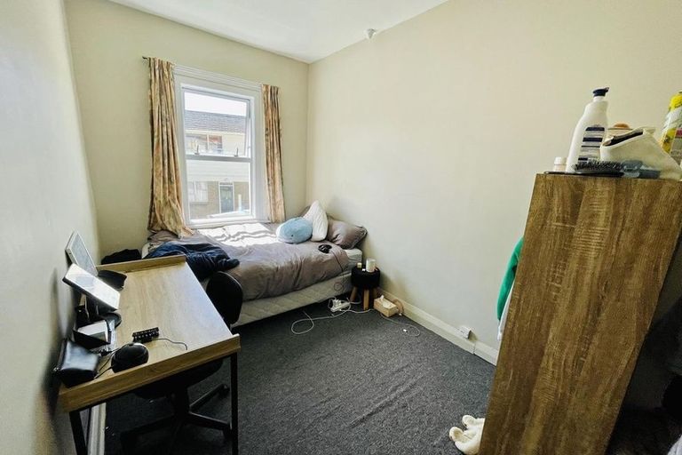 Photo of property in 54 Dundas Street, North Dunedin, Dunedin, 9016