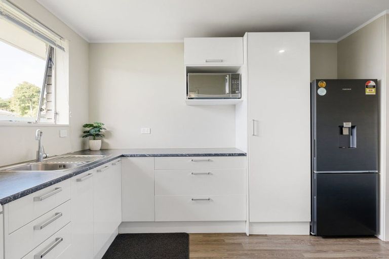 Photo of property in 48a Livingstone Avenue, Nawton, Hamilton, 3200