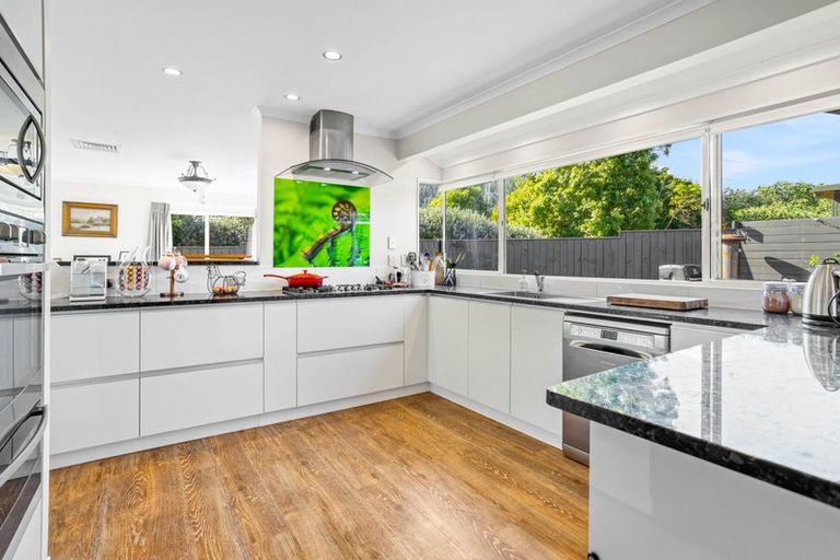 Photo of property in 6 Applemoors Way, Riverhead, 0820