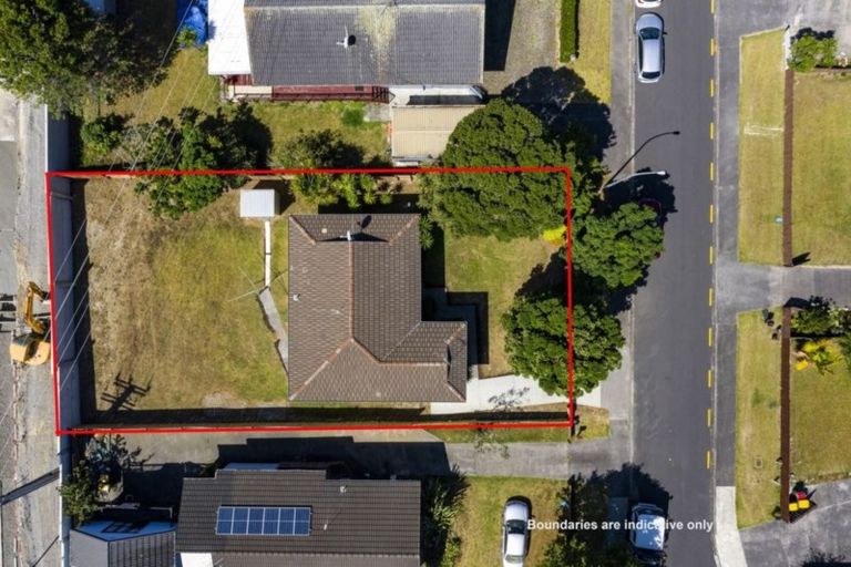 Photo of property in 26 Cabello Place, Unsworth Heights, Auckland, 0632