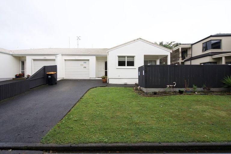Photo of property in 5 Astrid Court, Awapuni, Palmerston North, 4412