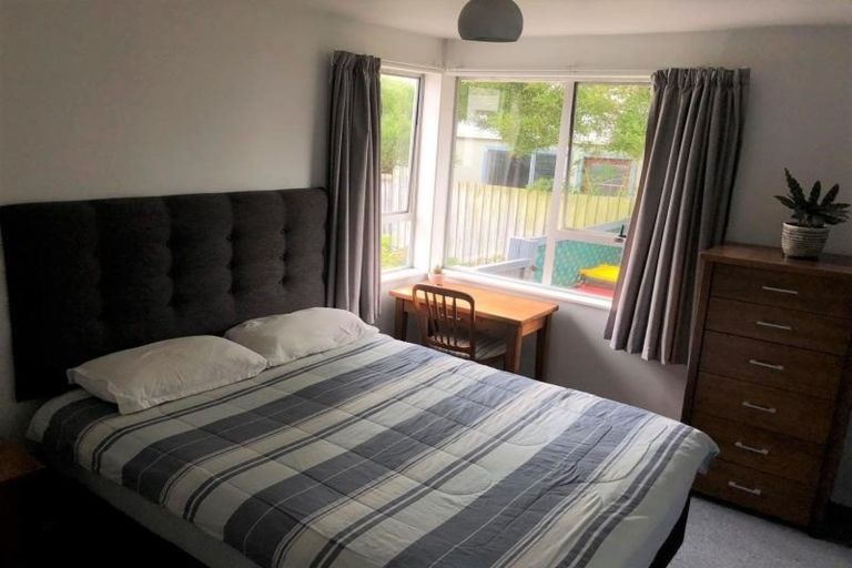 Photo of property in 2/207 Estuary Road, South New Brighton, Christchurch, 8062