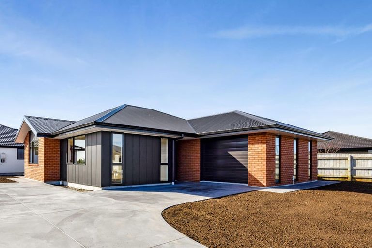 Photo of property in 14 Roka Street, Bell Block, New Plymouth, 4312