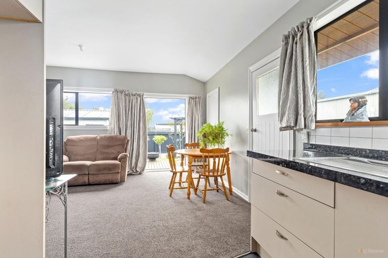 Photo of property in 15a Leckie Street, Redruth, Timaru, 7910