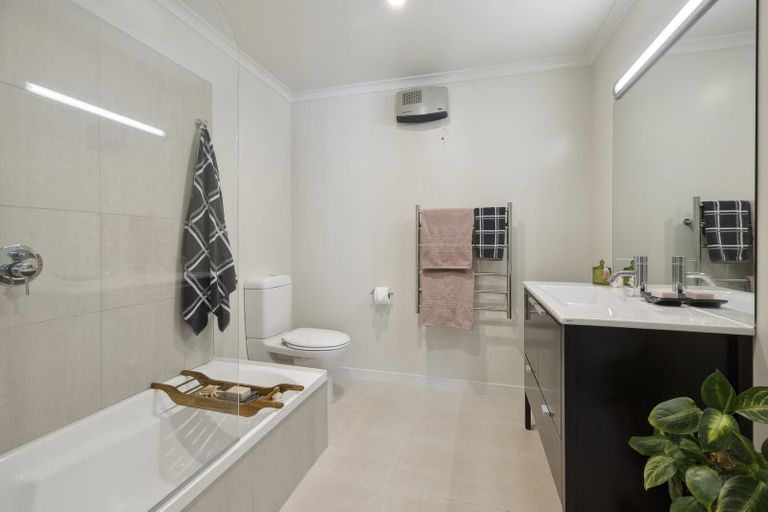 Photo of property in 38a Kenmure Road, Belleknowes, Dunedin, 9011