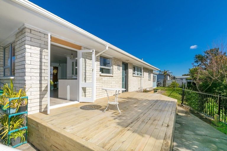 Photo of property in 21 Brookbank Place, Glenview, Hamilton, 3206