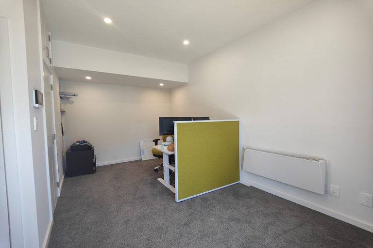 Photo of property in 35 Aparima Avenue, Miramar, Wellington, 6022