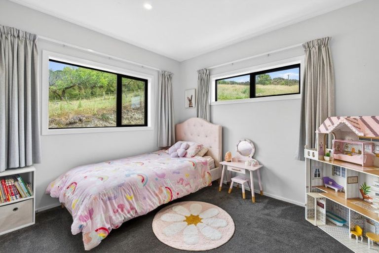 Photo of property in 86 Seafield Road, Eskdale, Napier, 4182