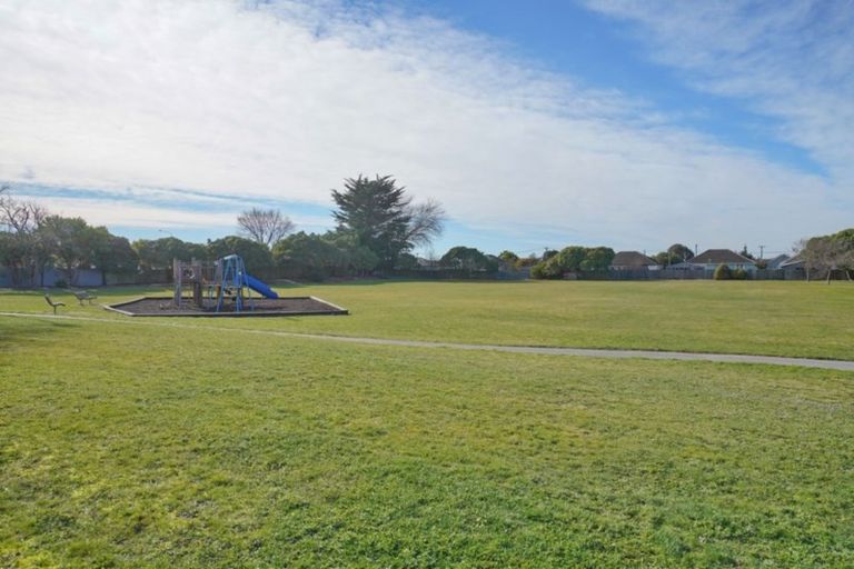 Photo of property in 1 Casa Blanca Lane, Burwood, Christchurch, 8083