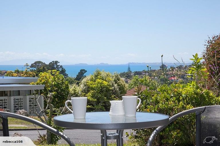 Photo of property in 10 Theodora Place, Mairangi Bay, Auckland, 0630