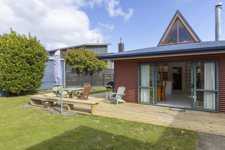 Photo of property in 16 Hoani Place, Kuratau, Turangi, 3381