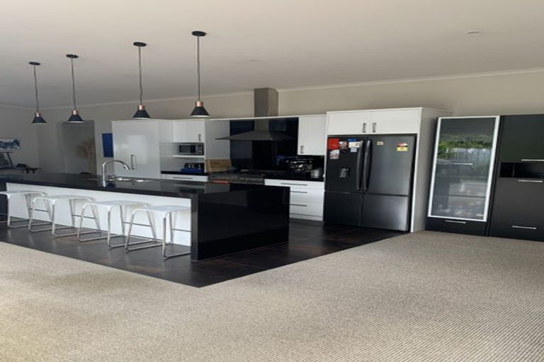 Photo of property in 20 Azure Place, Huntington, Hamilton, 3210