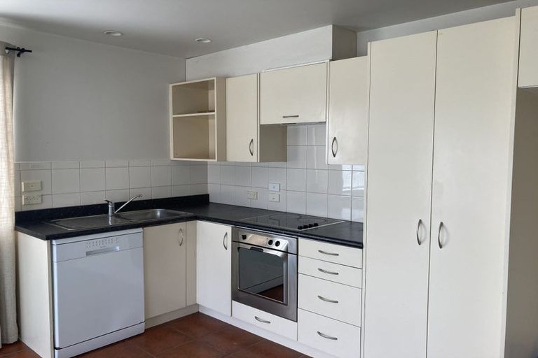 Photo of property in 55 Scarborough Terrace, Mount Victoria, Wellington, 6011