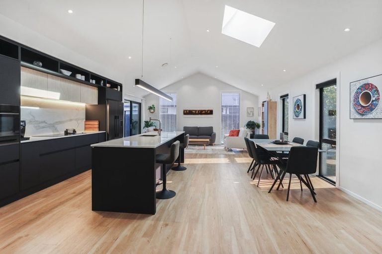 Photo of property in 16 Valour Drive, Rangiora, 7400