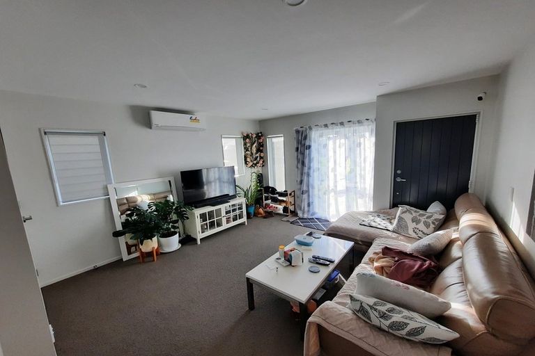 Photo of property in 43 Divide Loop, Takanini, 2112