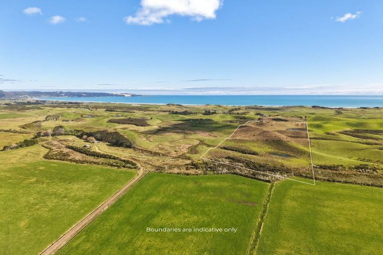 Photo of property in 931b Sandhills Road, Ahipara, 0483