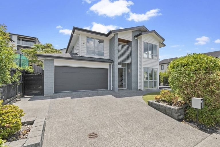 Photo of property in 35 Remuremu Street, Long Bay, Auckland, 0630
