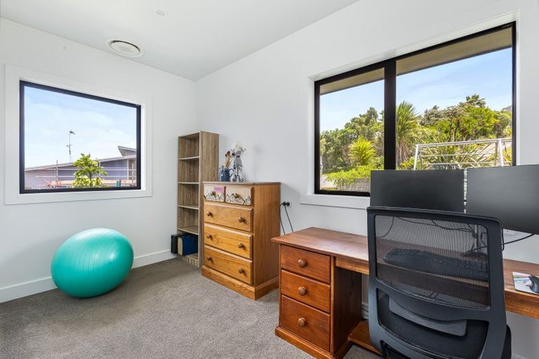 Photo of property in 39 Bayview Park Lane, Orewa, 0931