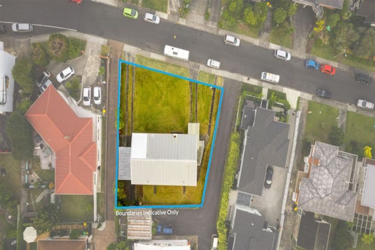 Photo of property in 5 Lydia Avenue, Northcote, Auckland, 0627