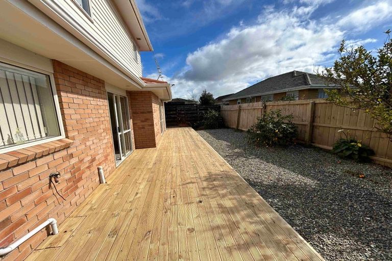 Photo of property in 2/168 Rangitoto Road, Papatoetoe, Auckland, 2025