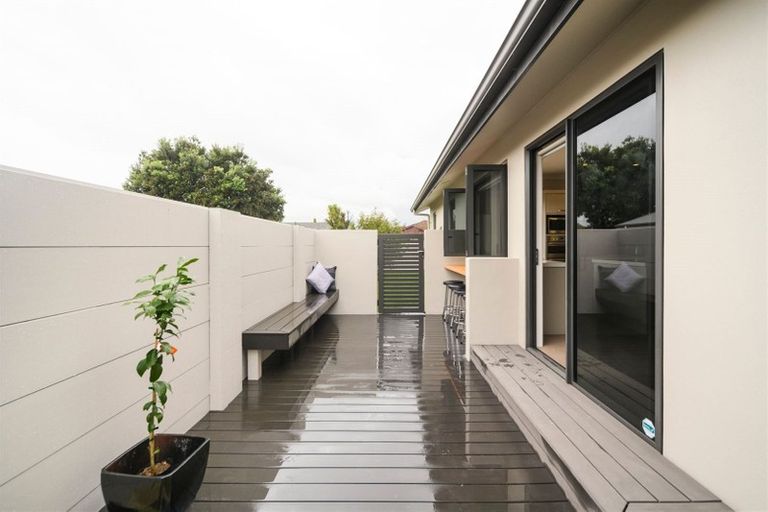 Photo of property in 114 Linton Street, West End, Palmerston North, 4410