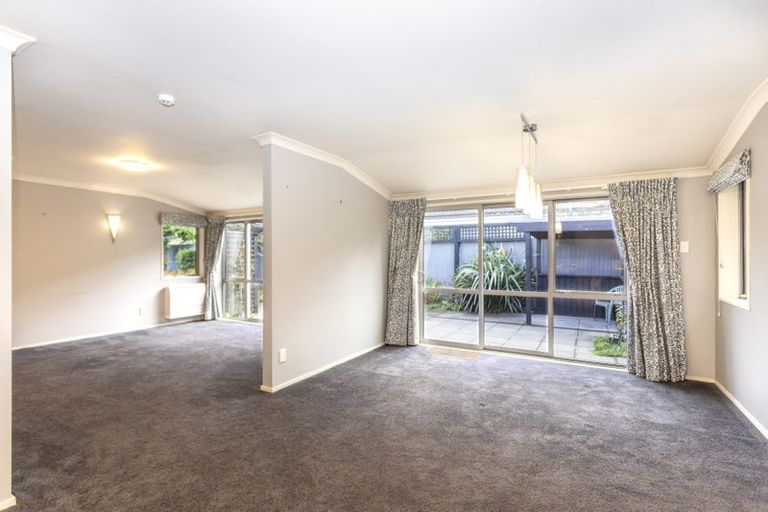 Photo of property in 9 Ashfield Place, Ilam, Christchurch, 8041