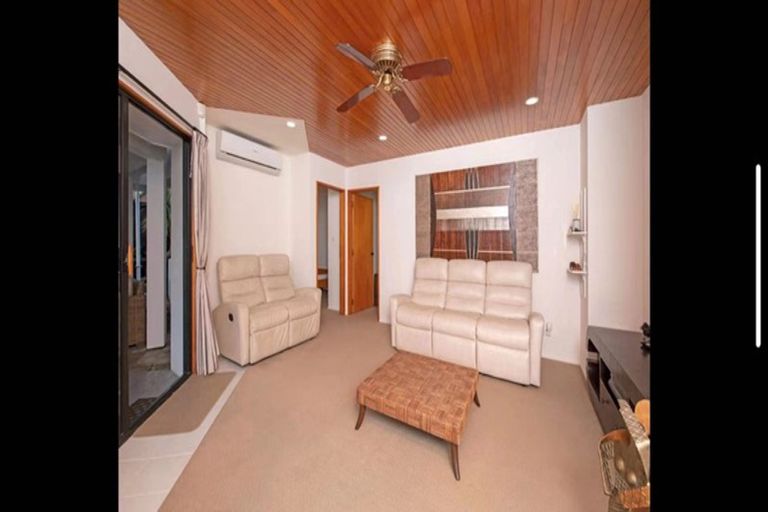 Photo of property in 48 Loloma Drive, Half Moon Bay, Auckland, 2012